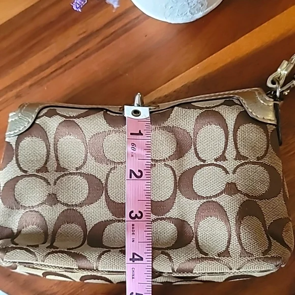 Coach Wristlet With Turnlock Closure - Picture 7 of 7